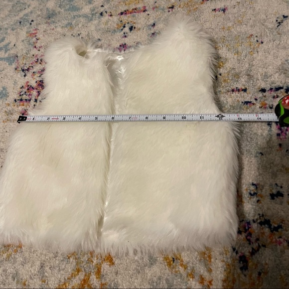 White Vest (Girls size 4) - Picture 4 of 6
